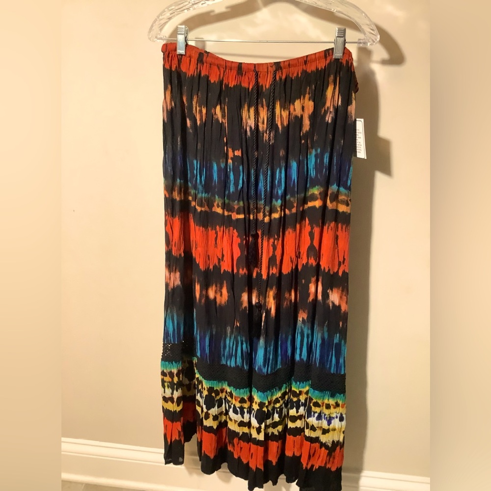 billa colorful Southwest skirt elastic waist with working tie size Lg. NWT